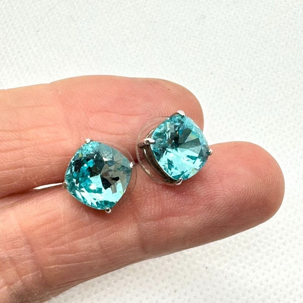 Origami Owl Clara Stud Earrings Aqua Swarovski Crystal Blue Green Silver Tone